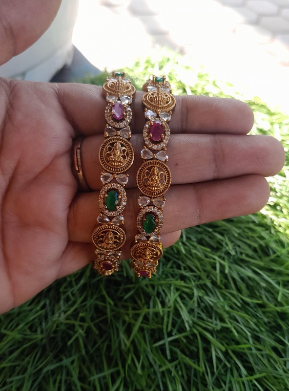 lakshmi and green&rubi stone unique bangle lakshmi and green&rubi stone unique bangle