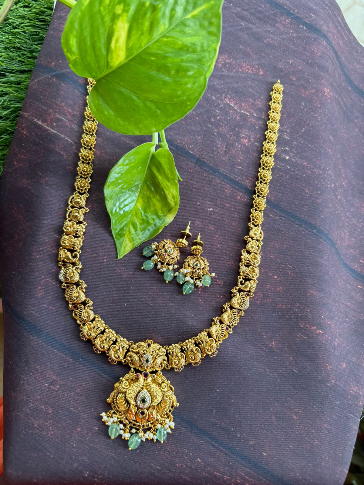 Trendy stone pendant pearls long haram Trendy stone pendant pearls long haram