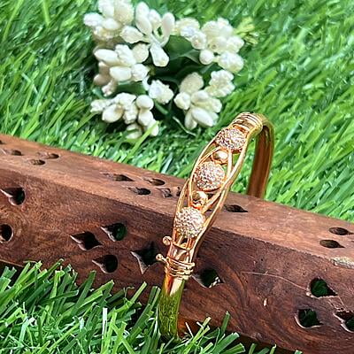 Trible Stone with Rose Gold Bangle