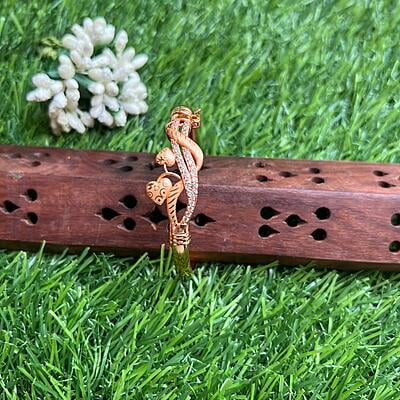 Double Heart Design Rose Gold Bangle