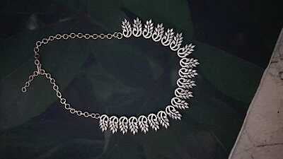 simple leaf neck piece