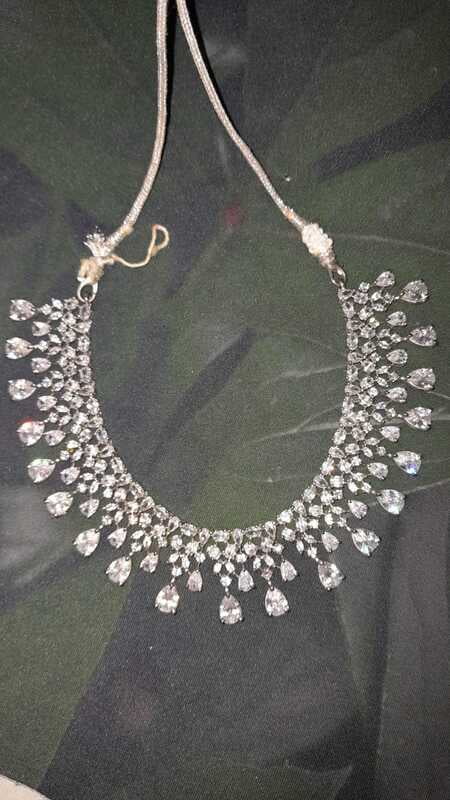 Small rain drop neck piece Small rain drop neck piece