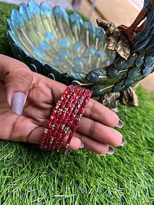 GLASS BANGLE STONE FLOWER DESIGHN RED COLOUR