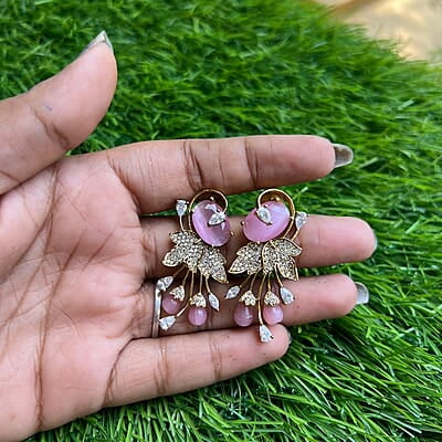 round shape stone stud