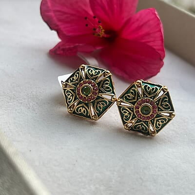 heptagon shape stud with gold finish