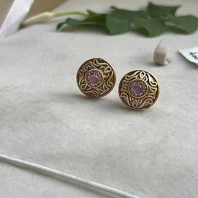 GOLD LOOK MATT FINISH STUD DESIGN