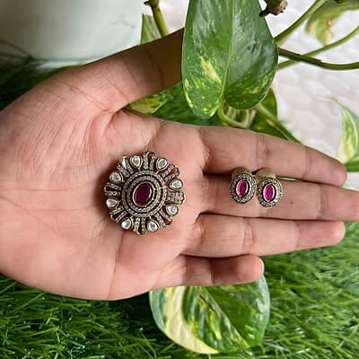Flower design with u shape victorian pendant&stud