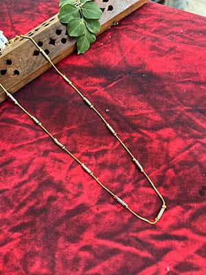 Trendy gold chain