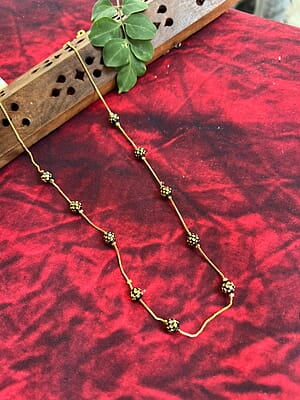 Golden chain with ball design