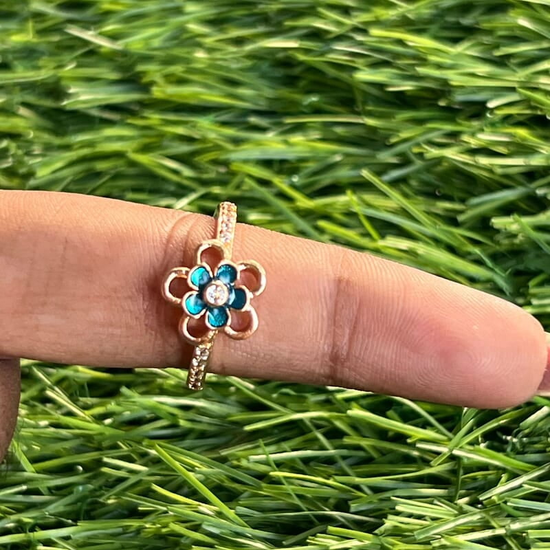 Table flower design rose gold ring Table flower design rose gold ring