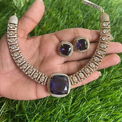 Trendy AD Neckpiece