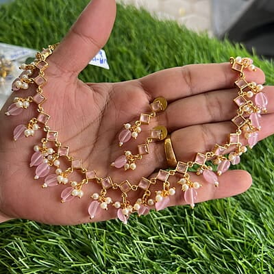 Unique square shape kundan bead neckpeace
