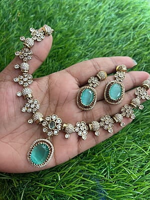 Unique Victorian Neckpiece Unique Victorian Neckpiece