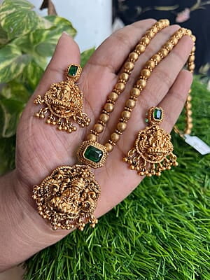 Lakshmi design kemp stone ball chain