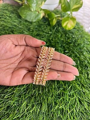 Leaf design trendy Bangles