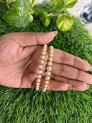 Traditional muthu bangle