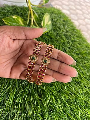 Oval Shape Stone Bangle