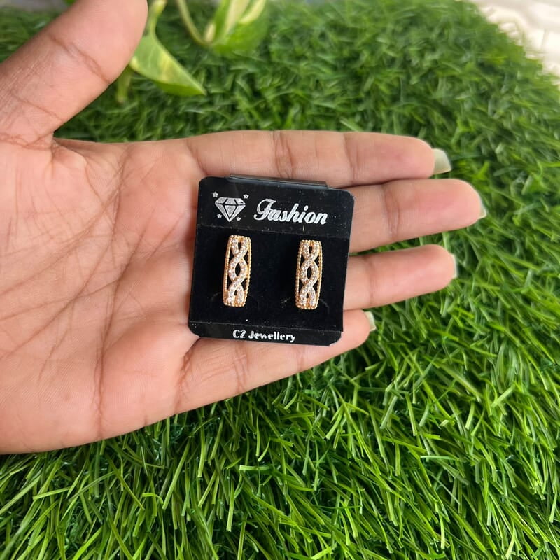 RoseGold lock type Stud RoseGold lock type Stud