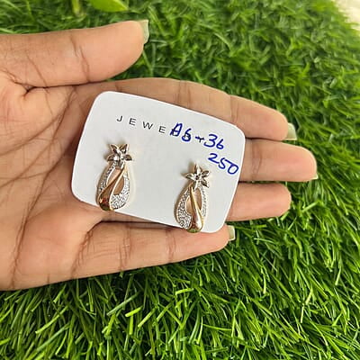 Flower drop stone stud