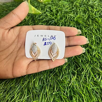 Leaf  Shape stone Stud
