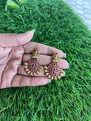 Flora design with luxury ruby colour  earning