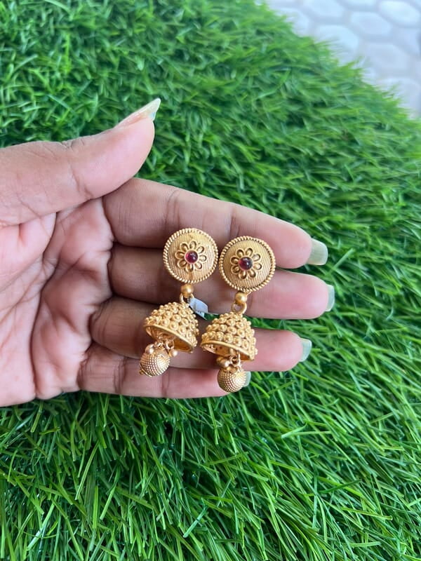 Traditional Jimikki Stud