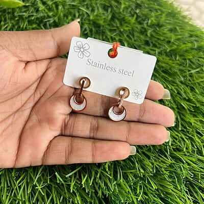 Rose Gold Unique Earing