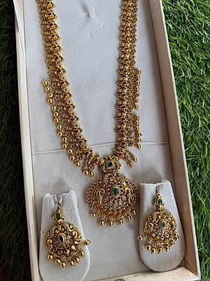 Rubi stoneb traditional long haram