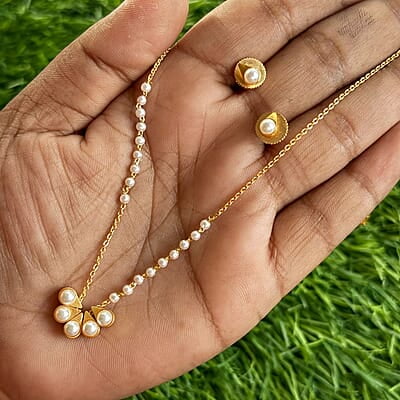 Rosegold finished chain with pear finished Pendant & Earing -Drop design