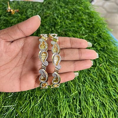 Mango design with unique gold finish bangle