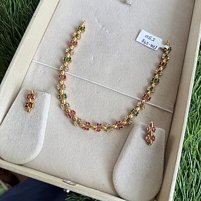 Twinkle stones with pretty design neckpiece Twinkle stones with pretty design neckpiece