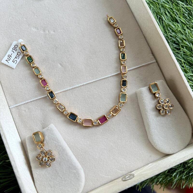 Traditional multi stone unique design neckpiece