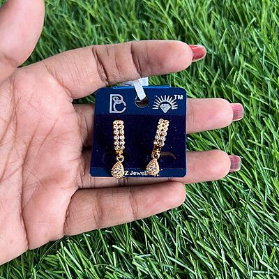 Unique double layer ad stones with cute drop design ring type rosegold stud
