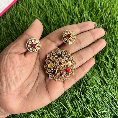 Gold finish floral design Pendant