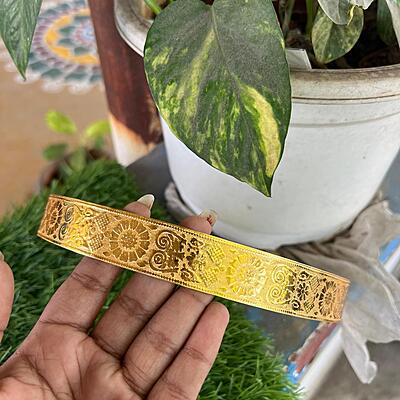 Unique flor and leaf design hipbelt