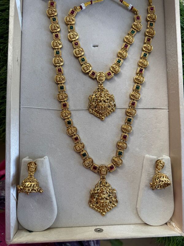 Gorgeous lakshmi design dollar withkemp stone longharam