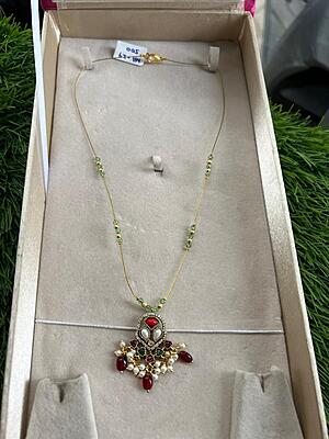 Fancy invisible chain pearl design Fancy invisible chain pearl design