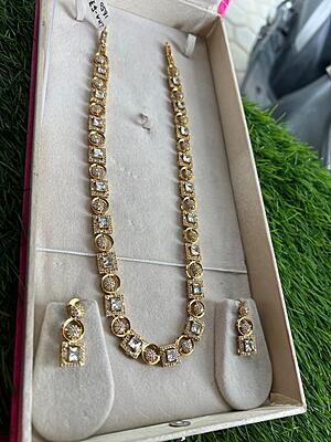 Fancy circle and square shape design with AD stone longharam