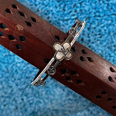 CZ  Stone  Floral Bracelet
