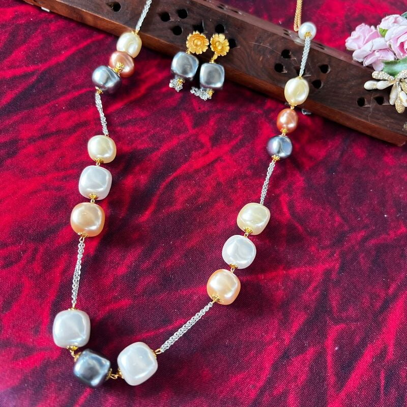 Colossal Bead Chain Colossal Bead Chain