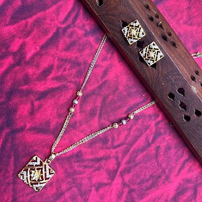 Dual Rose  Pendant