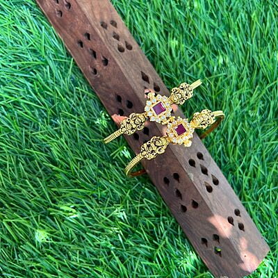 Mogapu Antic Rubi  Stone Bangles