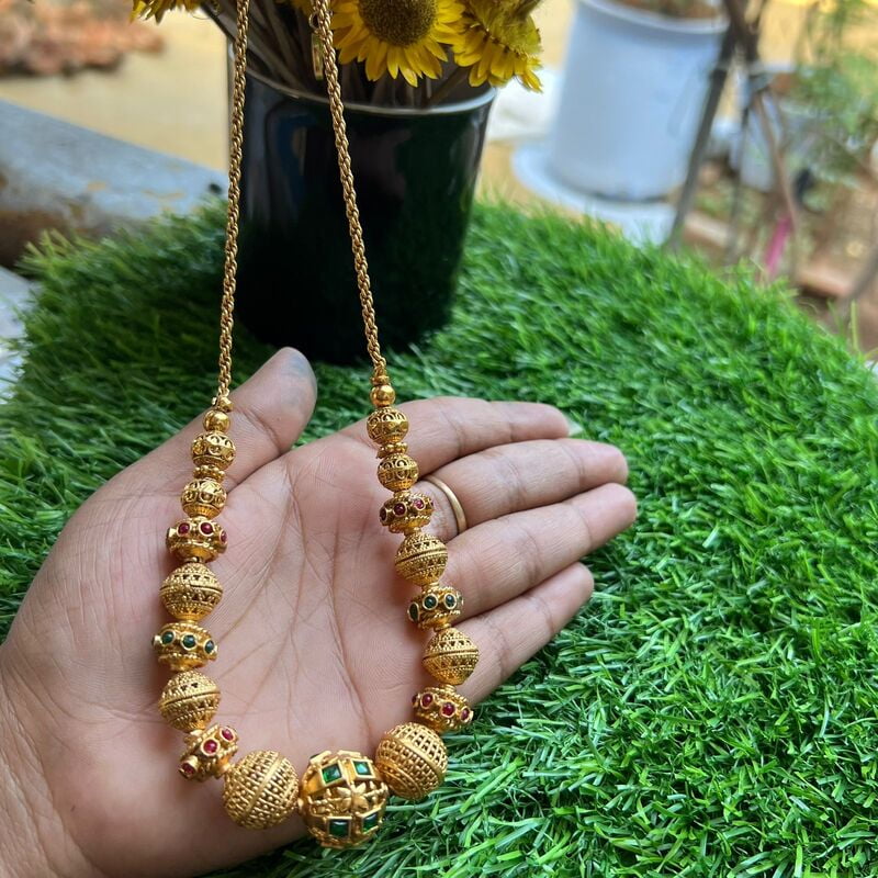 Kemp Ball Stone Chain Kemp Ball Stone Chain