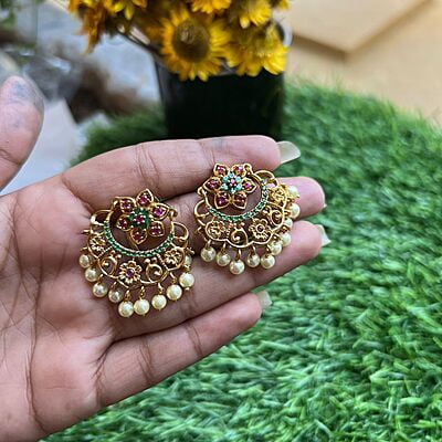 Gold Metal Chandballi Earing Gold Metal Chandballi Earing