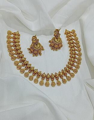 Bead with Floral Gold Finish Neckpiece
