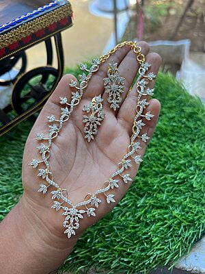 AD Floral Design NeckpieceS