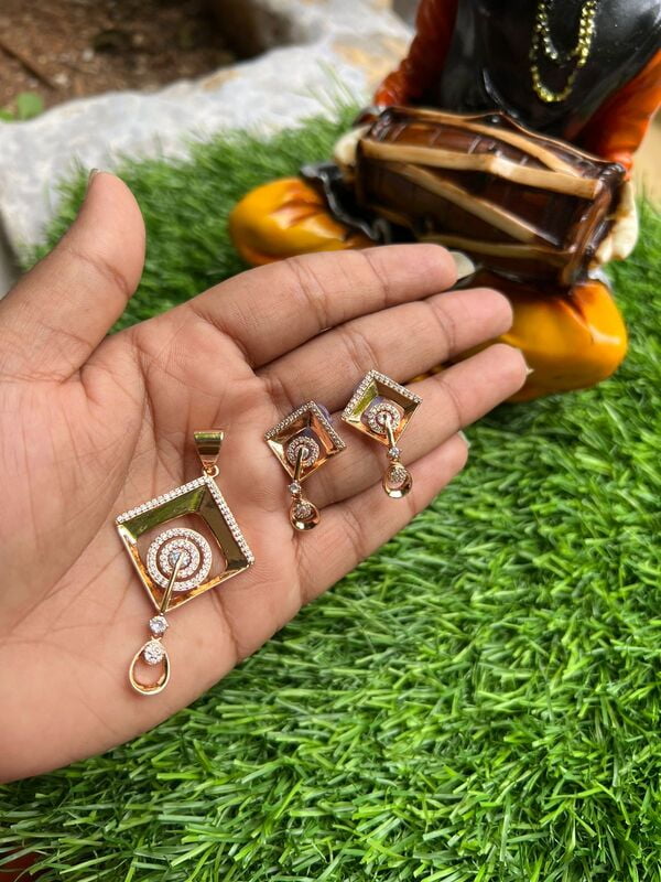 Gold Finish Square Shape Pendent  Earing Set