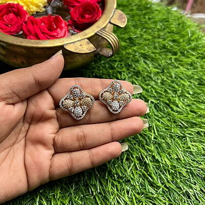 Diamond Stone Earing