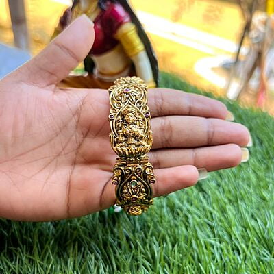 Floral with Temple Design Kada Bangle