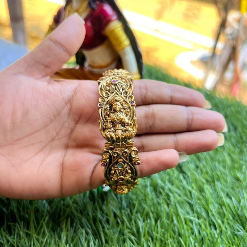 Floral with Temple Design Kada Bangle Floral with Temple Design Kada Bangle